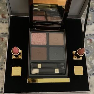 Tom Ford eyeshadow and mini lipsticks gift set